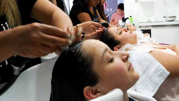 Al rededor de 100,000 peluquerías podrían quebrar. Foto: Salón Vogue