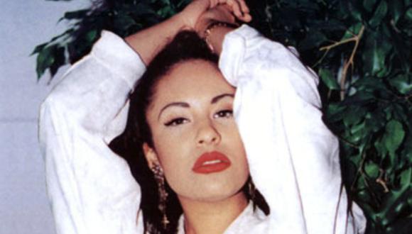 Selena Quintanilla fue asesinada en 1995 por Yolanda Saldívar, quien se había convertido en una persona de su entera confianza (Foto: Twitter)