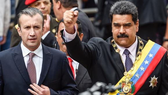 Tareck El Aissami junto a Nicolás Maduro el 15 de enero del 2017 en Caracas. (Juan Barreto / AFP).