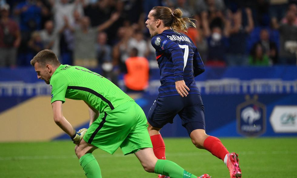 La selección de Francia derrotó sin problemas a Finlandia en el PARC OL con goles de Antoine Griezmann. | Foto: AFP