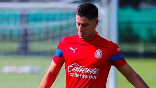 Santiago Ormeño debutó en el estadio de Chivas: los hinchas del Guadalajara abuchearon al peruano | VIDEO