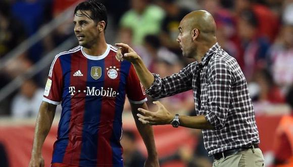 Pep Guardiola no se cansa de elogiar a Claudio Pizarro