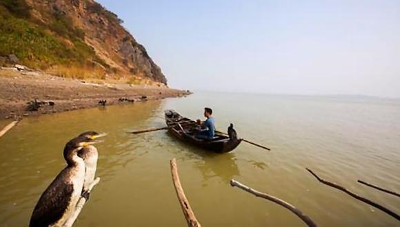 Alerta: El mayor lago de China triplicó su tamaño por lluvias