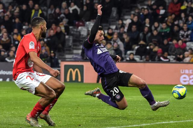 2. Efthymios Koulouris (Toulouse): 4.05 promedio en 19 partidos. (Foto: AFP)