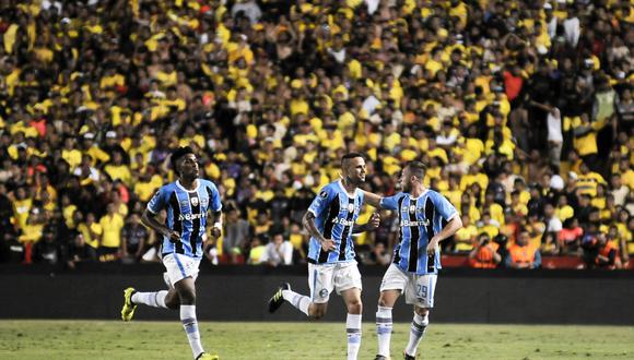 Barcelona cayó 3-0 ante Gremio de local por la ida de las semis de la Copa Libertadores. (Foto: AFP)