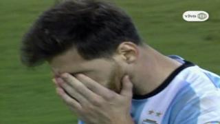 Lionel Messi envió al ‘cielo’ su penal en la tanda final