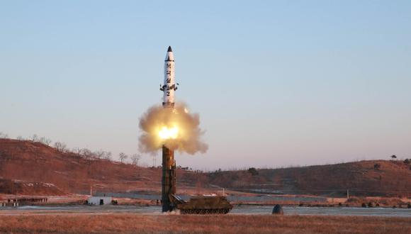 Corea del Norte ha realizado en lo que va de año varios ensayos con misiles de medio alcance. (Foto archivo: Reuters)