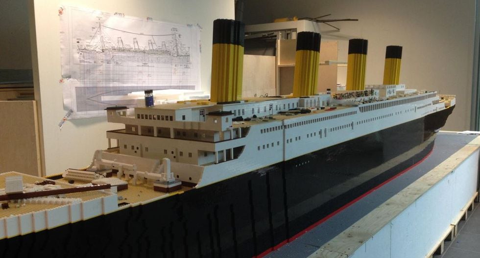 Brynjar el niño que construyó una gran réplica del Titanic con fichas de Lego Historias