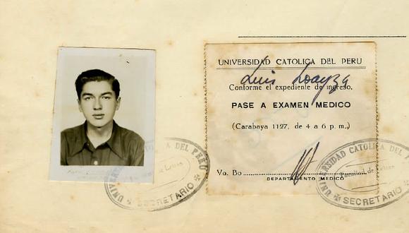 El “pase a examen médico”, otorgado por la Universidad Católica en 1951 a Luis Loayza, después de que este ingresara a dicha casa de estudios.