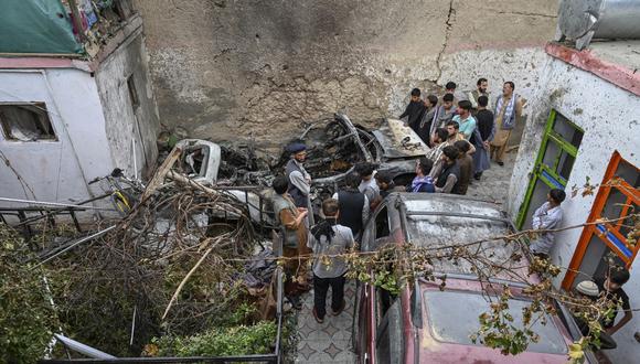 Diez miembros de la familia Ahmadi, incluidos 6 niños, fallecieron en el barrio de Kwaja Burga, en Kabul, luego de que un misil estadounidense cayera sobre su casa. (Foto: WAKIL KOHSAR / AFP)
