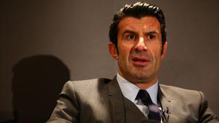 Luis Figo niega retiro de carrera hacia presidencia de la FIFA