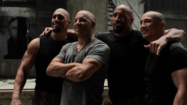 Dwayne Johson y Vin Diesel en el set de "Rápidos y furiosos". (Fotos: Difusión)