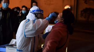 China realiza pruebas de coronavirus a más de 250.000 personas tras aparición de un nuevo foco de contagios