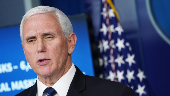 El vicepresidente de Estados Unidos, Mike Pence, habla durante la sesión informativa diaria sobre el nuevo coronavirus, COVID-19, en la Sala de Información Brady de la Casa Blanca el 7 de abril de 2020. (Foto de MANDEL NGAN / AFP).