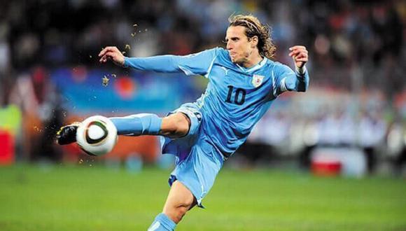 Diego Forlán analizó el partido Uruguay vs. Perú por las Eliminatorias Qatar 2022. (Foto: EFE)