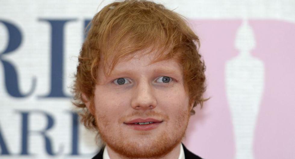 Ed Sheeran a su llegada a la ceremonia de los Brit Awards 2015. (Foto: EFE)