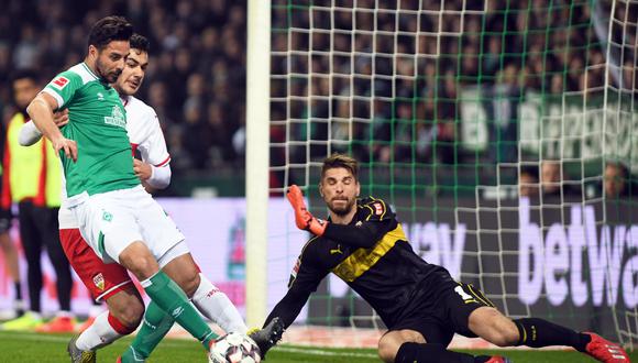 Werder Bremen, con Claudio Pizarro en el segundo tiempo, igualó 1-1 en casa frente a Stuttgart, por la fecha 23 de la Bundesliga. (Foto: EFE)