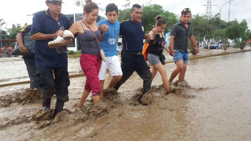 Nuevo desborde de quebrada de San Ildefonso inunda Trujillo - 6