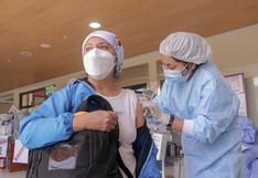 COVID-19: más de 100 mil profesionales de la salud han recibido la tercera dosis en el Perú   