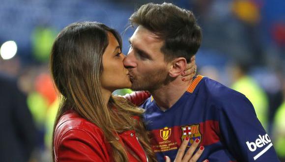 Lionel Messi y Antonella Roccuzzo. (Foto: AP)