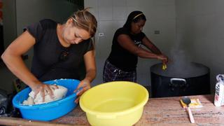 Venezolanos comparten recetas ante la escasez en Facebook