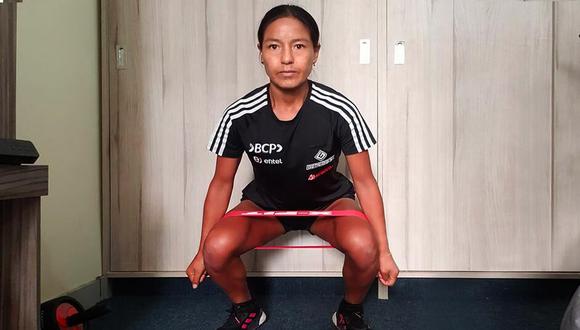 Inés Melchor, quien posee el récord sudamericano en Maratón, no ha dejado que la cuarentena sea impedimento para dejar de practicar.