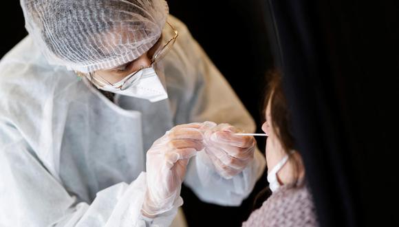Las autoridades sanitarias francesas notificaron 436.167 nuevos contagios este miércoles. (Foto: Stephane Mahe / Reuters)