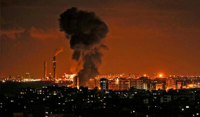 Israel bombardea la franja de Gaza tras lanzamiento de cohetes. (AFP).