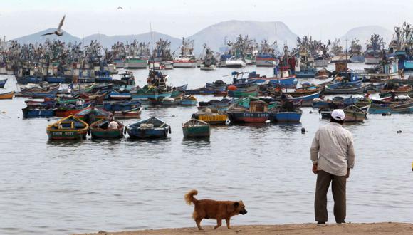 Los familiares de los hombres de mar han contratado buzos para buscarlos. (Foto referencial: Lino Chipana / El Comercio)