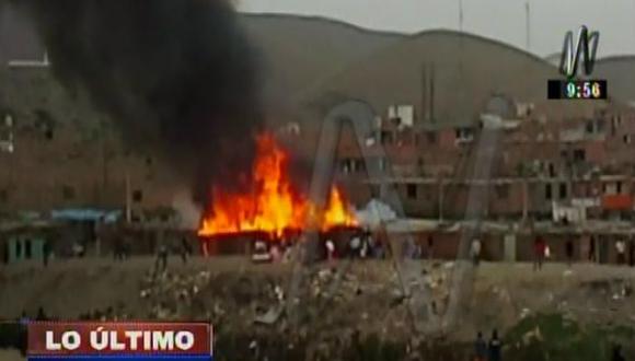 Callao: incendio destruyó 9 casas de asentamiento en Ventanilla