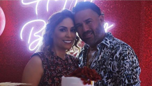 Evelyn Vela anunció el fin de su relación con su esposo Valery Burga. (Foto: Instagram)