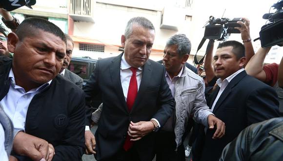 El Ministerio Público ha solicitado que el también candidato a la alcaldía de Lima de Podemos Perú Daniel Urresti reciba una pena de 25 años de prisión efectiva. (Foto: Alessandro Currarino/ El Comercio)