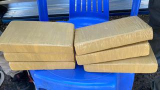 Arequipa: policías subieron a bus y encontraron seis kilos de cocaína en mochila de pasajero