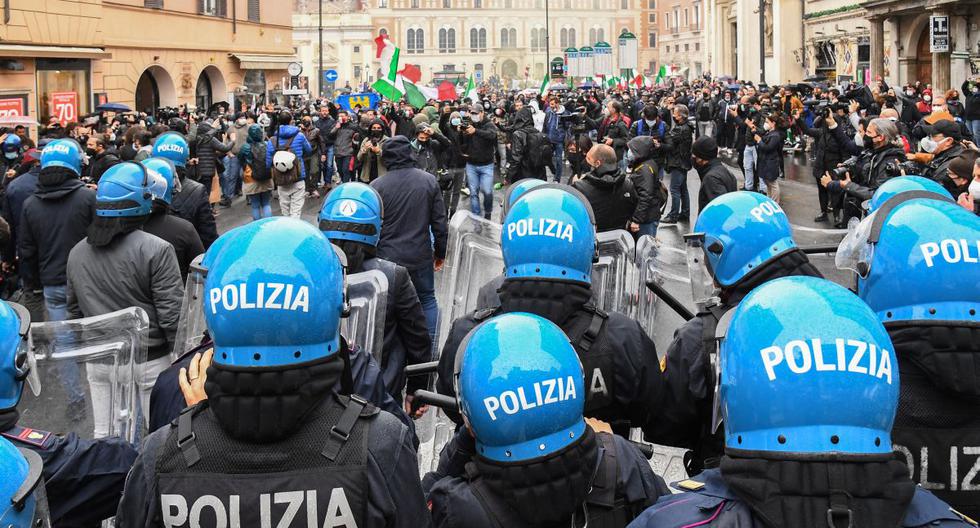 Italy: protests in Rome over restaurant closures due to coronavirus pandemic