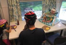 Familia utiliza cascos en solidaridad con bebé diagnosticado con plagiocefalia