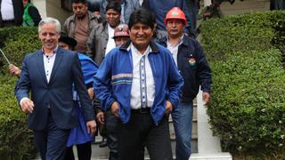 Evo Morales inscribe su candidatura para las primarias presidenciales en Bolivia