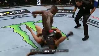 UFC 253: Así noqueó Israel Adesanya a Paulo Costa para retener su título de peso mediano | VIDEO