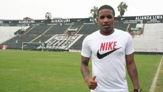 Jefferson Farfán recordó al Municipal en aniversario de Alianza