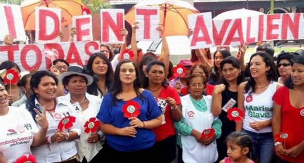 Verónika Mendoza ofrece pensión y seguro social para amas de casa. (Foto: Andina)