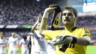 Real Madrid vs. Villarreal: Iker Casillas recibió apoyo de los jugadores en el Santiago Bernabéu | VIDEO