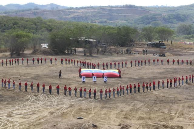 Venezuela: Nicolás Maduro inicia ejercicios militares Operación Cívico Militar Bicentenario de Angostura 2019 en el Fuerte Guaicaipuro. (Presidencia de Venezuela).
