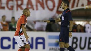River Plate: Sánchez pidió disculpas por agredir a recogebolas
