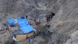 Arequipa: balacera en mina informal deja a mujer de 20 años fallecida y ocho heridos