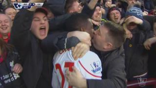Liverpool: Origi celebró su gol y un hincha lo besó en la boca