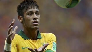 Neymar está "feliz" y asegura que Brasil irá "creciendo" en el torneo
