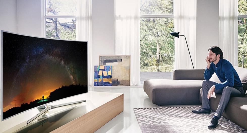 Así es como lucen los nuevos televisores UHD Curvos de Samsung, los mismos vienen acompañados de una tecnología de primera y sistema de conexión Wifi. (Foto: Samsung)