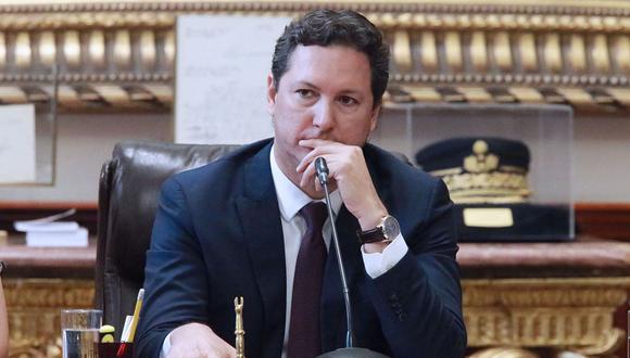 Gobierno oficializó renuncia de Daniel Salaverry al cargo de presidente del directorio de Perú-Petro | Foto: Archivo Congreso de la República