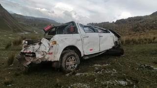 Puno: un escolar muerto y tres heridos deja caída de camioneta en Macusani