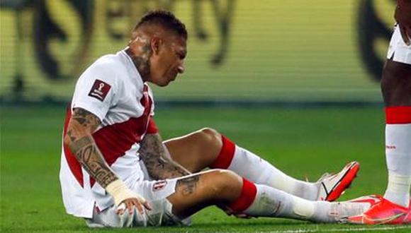 Paolo Guerrero terminó lesionado tras el duelo contra Chile (Foto: Agencias)