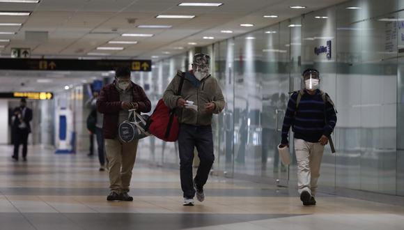 El Gobierno ha dispuesto que los pasajeros procedentes del exterior deben realizar una cuarentena obligatoria por un período de 14 días. (Foto: GEC)